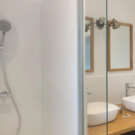 De Brice In With Pool Tatil Evi Ares