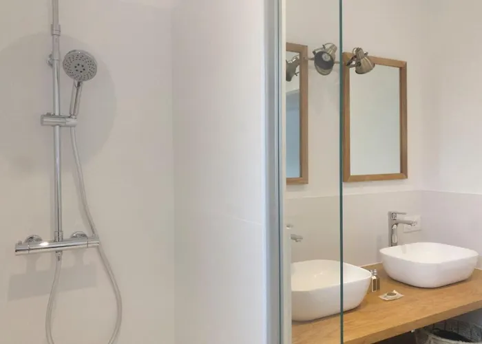 De Brice In With Pool Feriehus Ares